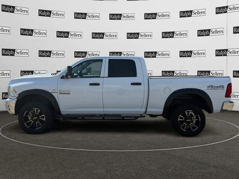 Used 2018 RAM 2500 Tradesman w/ Chrome Appearance Group AWD/4WD image 3