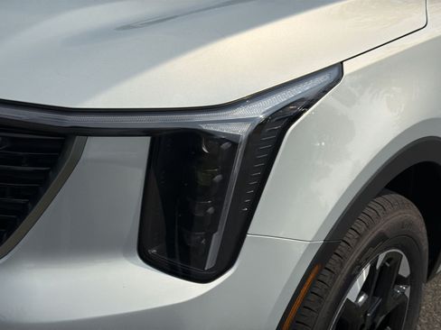 New 2026 Kia Sorento S AWD/4WD image 13