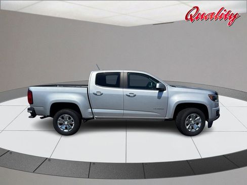 Used 2019 Chevrolet Colorado LT RWD image 2