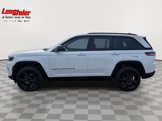 Used 2023 Jeep Grand Cherokee Altitude AWD/4WD video 2