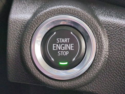 Used 2023 Chevrolet TrailBlazer LT w/ Convenience Package AWD/4WD image 27
