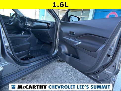 Used 2021 Nissan Kicks SV image 38