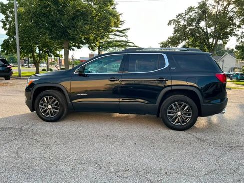 Used 2019 GMC Acadia SLT w/ LPO, Cargo Package AWD/4WD image 4