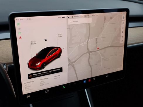 Used 2018 Tesla Model 3 Mid Range RWD image 21