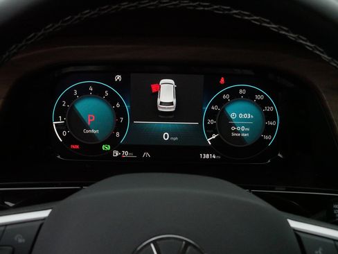 Certified 2025 Volkswagen Atlas SE image 21