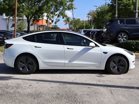 Used 2023 Tesla Model 3 Standard Range RWD image 18