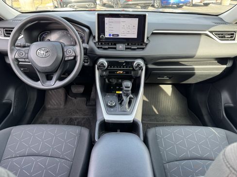 Used 2024 Toyota RAV4 AWD Hybrid image 22