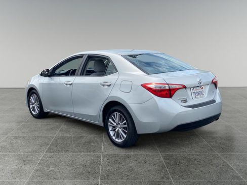 Used 2014 Toyota Corolla LE FWD image 3