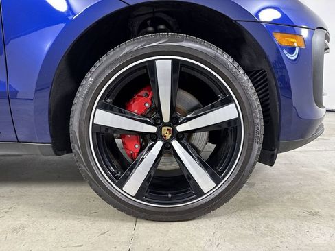 Certified 2024 Porsche Macan S w/ Premium Plus Package AWD/4WD image 15