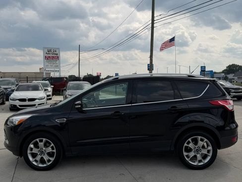 Used 2016 Ford Escape Titanium w/ Equipment Group 301A FWD image 4