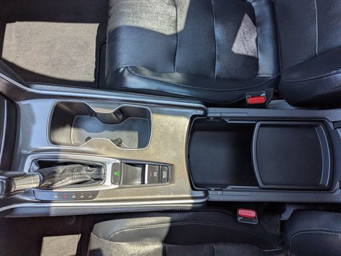 Used 2018 Honda Accord EX-L image 24