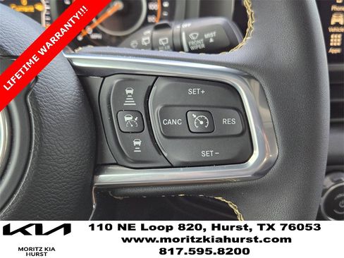 Used 2024 Jeep Wrangler Sahara w/ Technology Group image 29