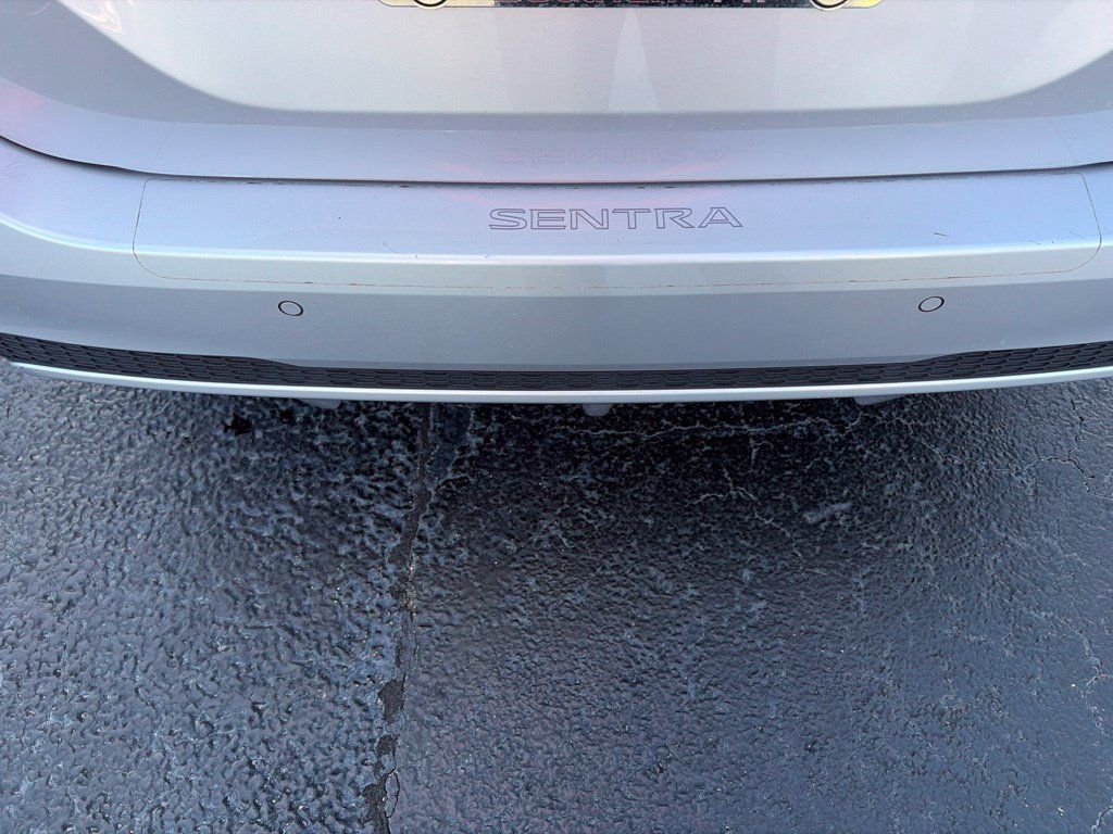 Certified 2023 Nissan Sentra S FWD image 10