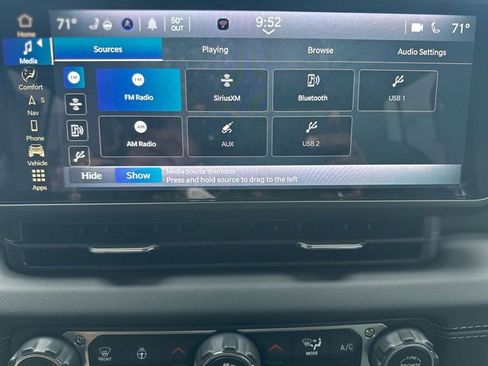 Used 2025 Jeep Gladiator Mojave image 17