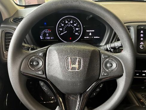 Used 2019 Honda HR-V EX image 20
