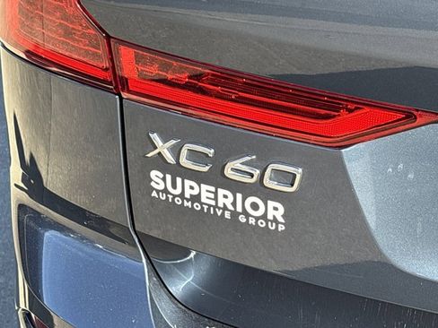 Used 2024 Volvo XC60 B5 Plus image 6