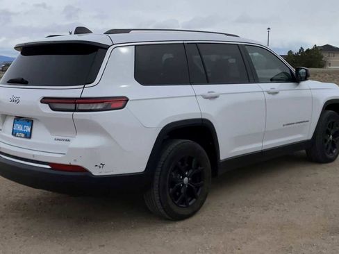 Used 2022 Jeep Grand Cherokee L Limited image 8