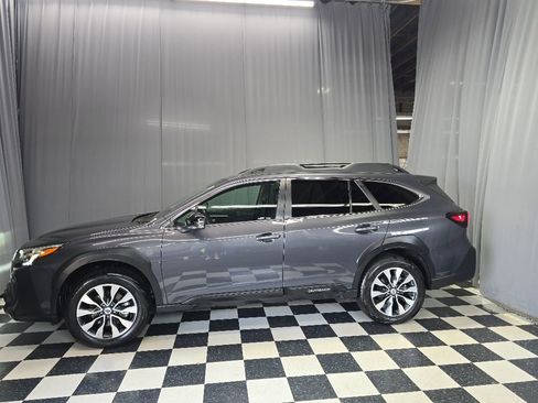 Certified 2024 Subaru Outback Limited AWD/4WD image 16