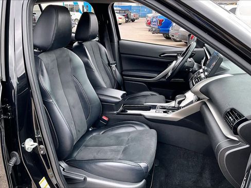 Used 2024 Mitsubishi Eclipse Cross SE AWD/4WD image 9