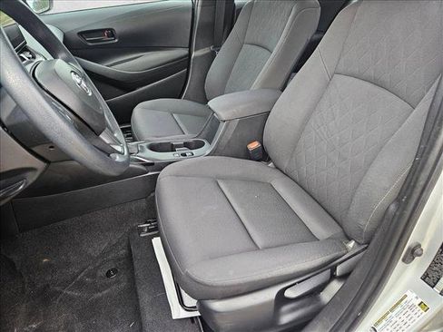Used 2024 Toyota Corolla LE image 15