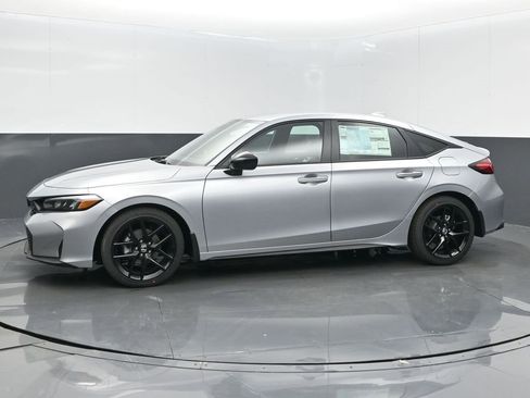 Used 2025 Honda Civic Sport image 9