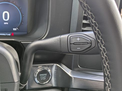 Used 2025 Ford F250 Lariat AWD/4WD image 23