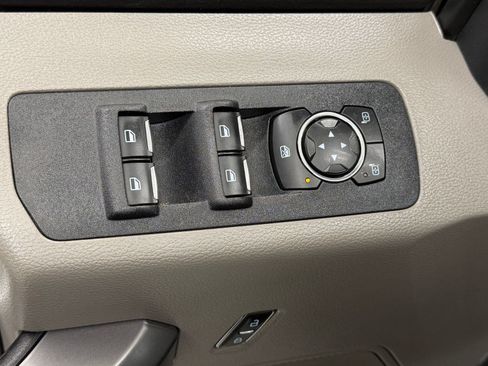Used 2020 Ford F150 XLT w/ Equipment Group 302A Luxury AWD/4WD image 20