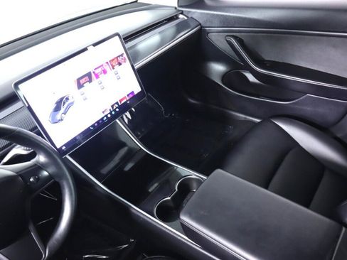 Used 2018 Tesla Model 3 RWD image 31