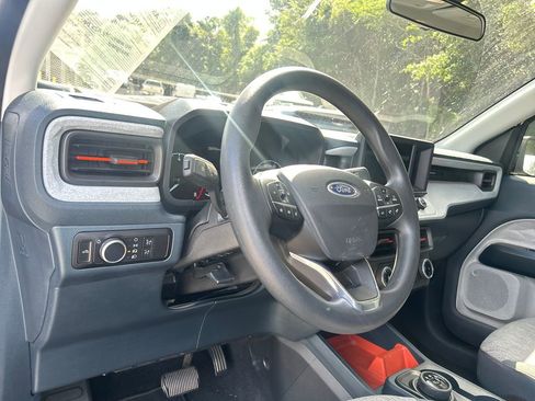 Used 2023 Ford Maverick XLT image 8