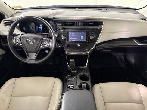 Used 2018 Toyota Avalon XLE w/ All Weather Liner Package FWD image 37