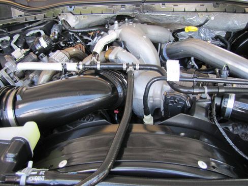 Used 2022 Ford F250 XLT w/ XLT Value Package AWD/4WD image 36