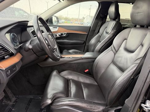 Used 2016 Volvo XC90 T6 Inscription w/ Vision Package image 19