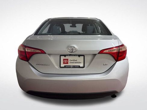 Certified 2018 Toyota Corolla LE FWD image 4