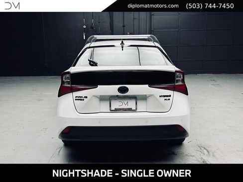 Used 2022 Toyota Prius AWD image 5