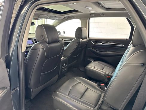 Used 2021 Buick Enclave Avenir w/ Avenir Technology Package AWD/4WD image 42