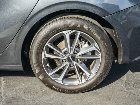 Certified 2023 Kia Forte LXS image 12