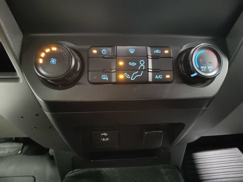 Used 2020 Ford F350 XL w/ Power Equipment Group RWD image 38