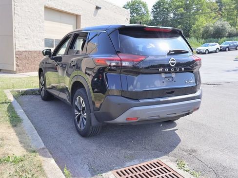 Used 2021 Nissan Rogue SV AWD/4WD image 8