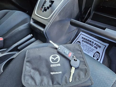 Used 2015 MAZDA MAZDA5 Touring image 13