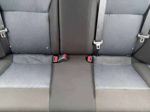 Used 2025 Nissan Versa SV FWD image 36