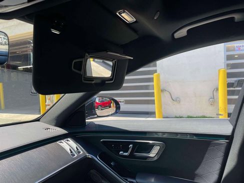 Used 2023 Mercedes-Benz S 580 4MATIC Sedan image 30