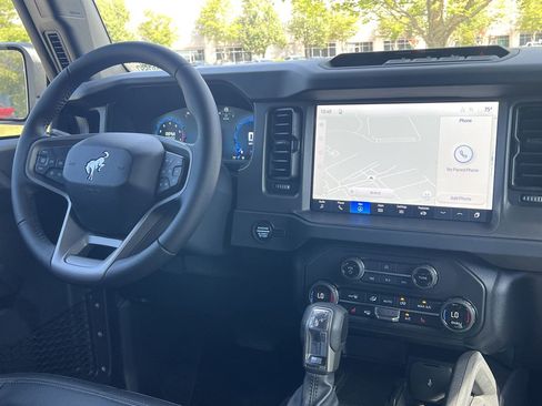 New 2026 Ford Bronco Big Bend AWD/4WD image 3
