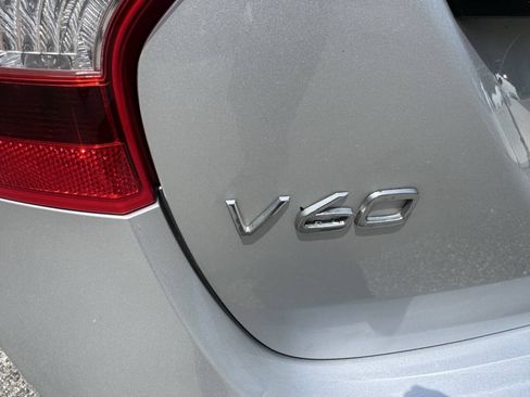 Used 2015 Volvo V60 T5 Premier AWD/4WD image 9