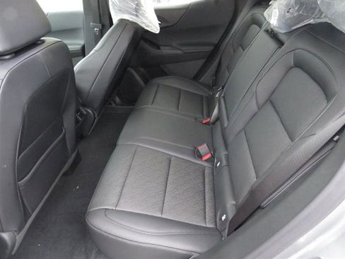 New 2026 Chevrolet Equinox LT w/ Convenience Package II image 17