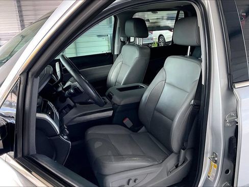 Used 2018 Chevrolet Tahoe LT w/ Off-Road Package AWD/4WD image 36