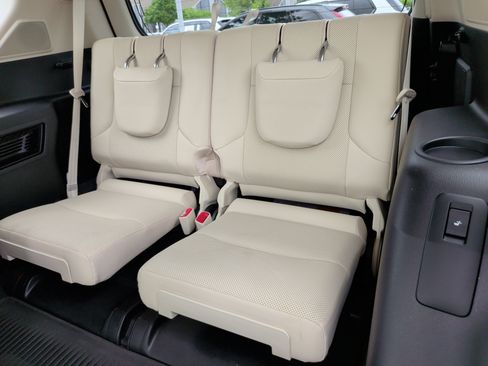 Used 2022 Lexus GX 460 Premium image 38