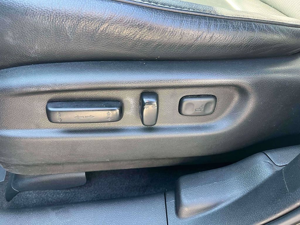 Used 2019 Honda Pilot Elite image 19