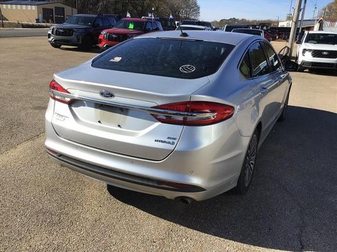 Used 2018 Ford Fusion SE w/ Equipment Group 602A image 14