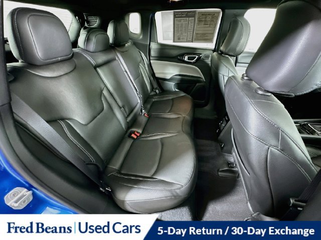 Certified 2025 Jeep Compass Limited w/ Elite Group AWD/4WD image 35