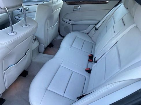 Used 2016 Mercedes-Benz E 350 Sedan image 22